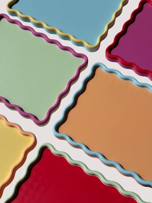 Scalloped Rectangle Display Tray view 1